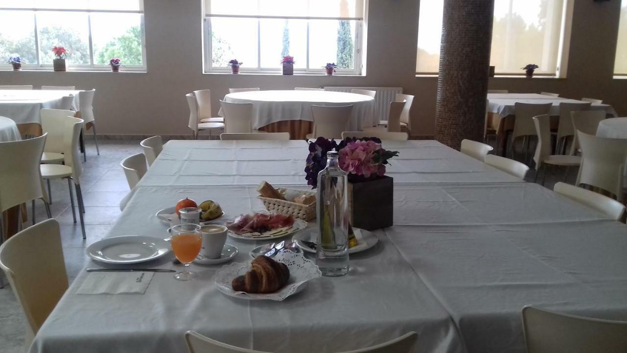 Hotel Residencia Marista Santa Maria Del Mar Guardamar del Segura Exteriér fotografie